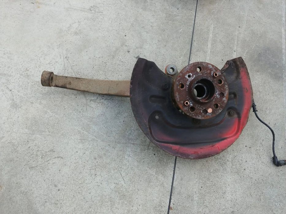 fuzeta stanga fata 3.0 cdi 642950 mercedes r-class w251