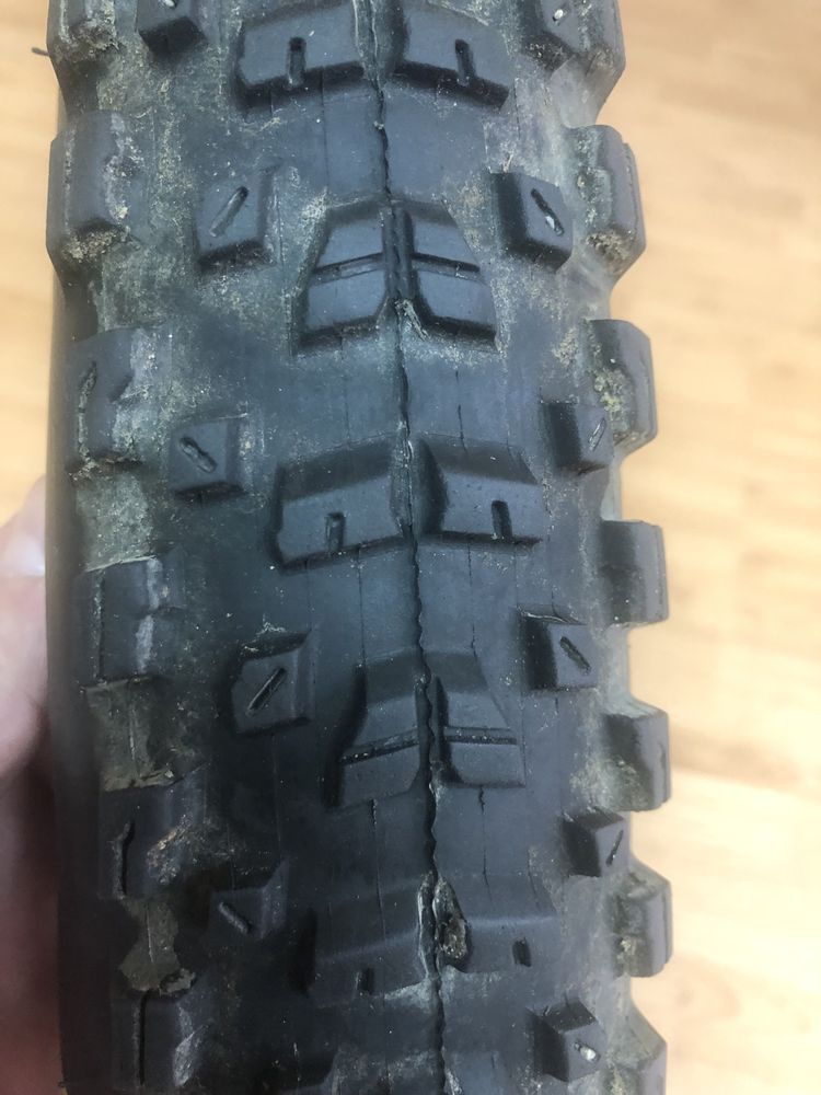 Гуми Maxxis 27,5x2,80