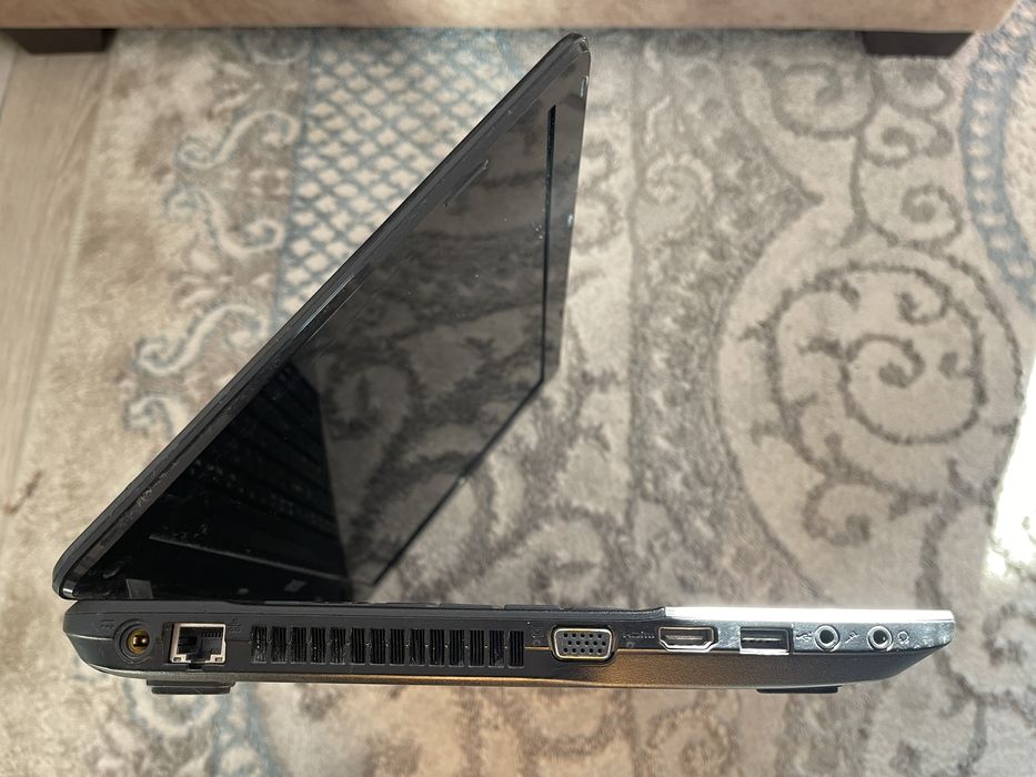 Продам ноутбук Acer Aspire E1-531