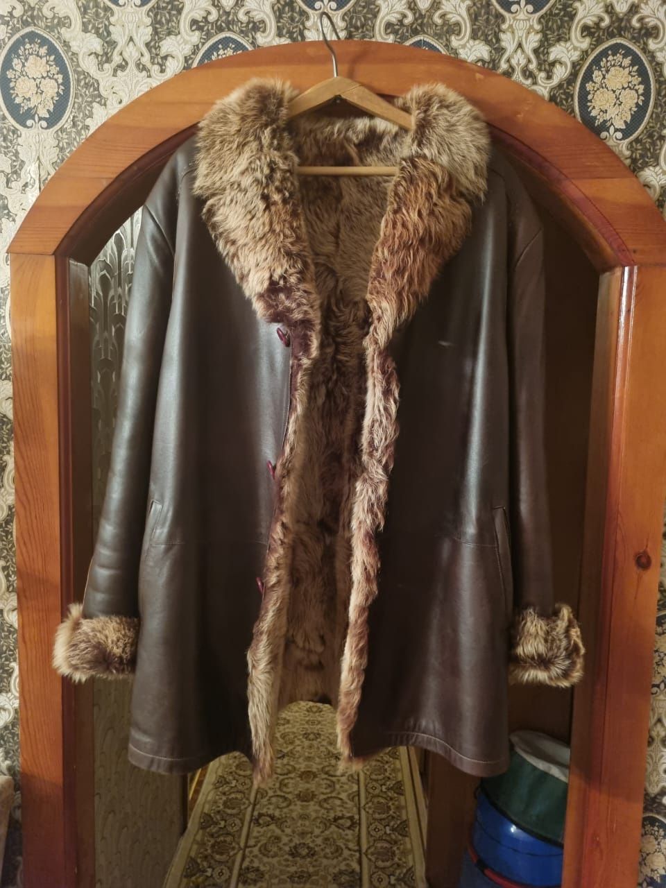 Зимняя коженная куртка
