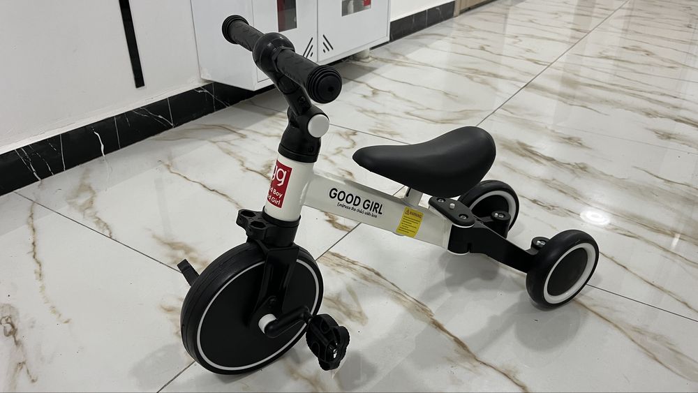 Продам беговел 3 в 1 детский