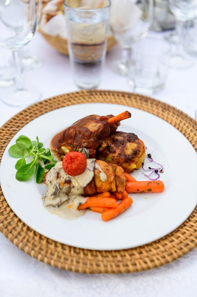 Servicii catering si corturi pentru evenimente