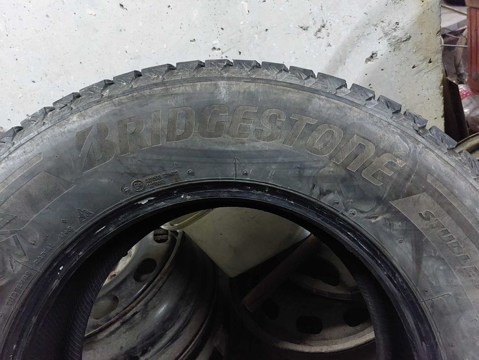 4бр.зимни BRIDGESTONE 265/65/17 112R DOT 5220