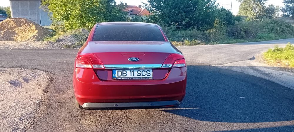 Vand Ford Focus decapotabil