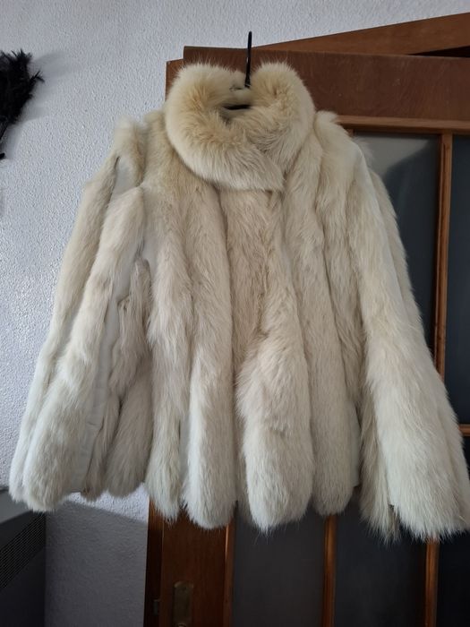Haina din blana naturala de vulpe