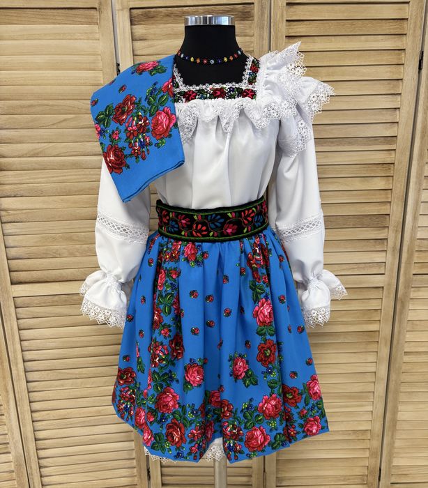 Set complet costum traditional de Maramures pentru femei