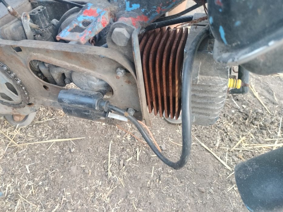 Moped cu pedale 49cc