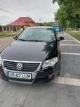 VOLKSWAGEN pasat  2006 ,capacitate 1,9 ,105 cai  3000 Euro neg.