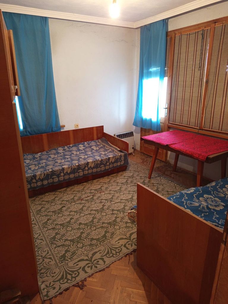 Продава се Къща в Пловдив, Индустриална зона - Тракия - 210 кв.м за 381 €/кв.м - Снимка #7