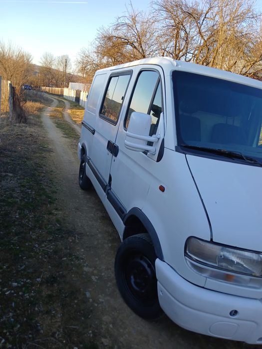 Vand  opel movano  acte la zi