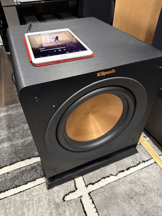 Subwoofer Activ Klipsch R-110SW,Difz De 10”/25Cm,450W/250W RMS,De Vis