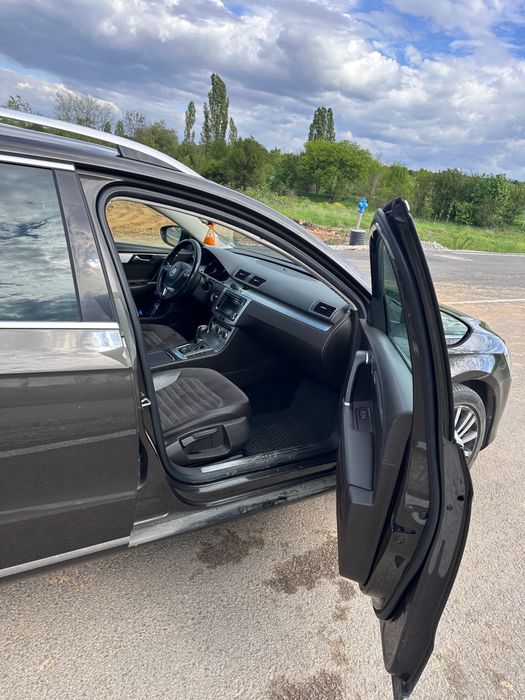 Лек автомобил VW Passat, Фолксваген Пасат 2.0 140 конски сили