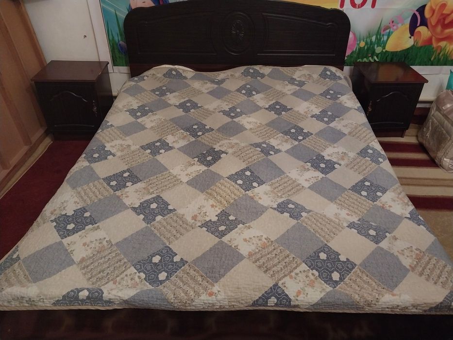 Спальный мебель в хорошем состоянии