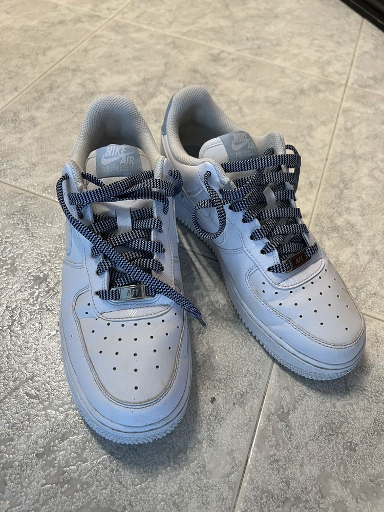 Маратонки Nike Air женски номер 40, носени само веднъж