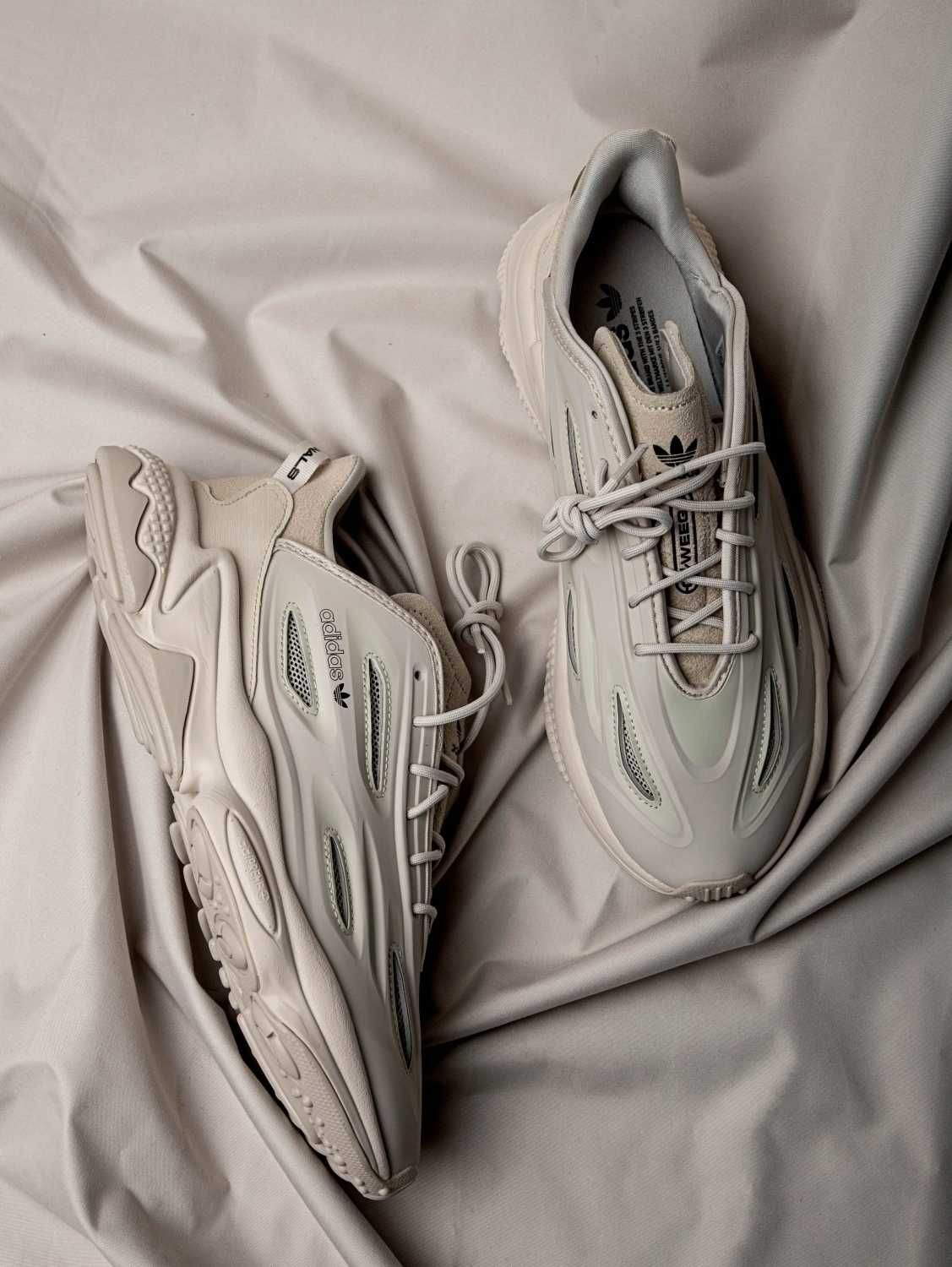 Оригинални маратонки * ADIDAS OZWEEGO CELOX * EU42