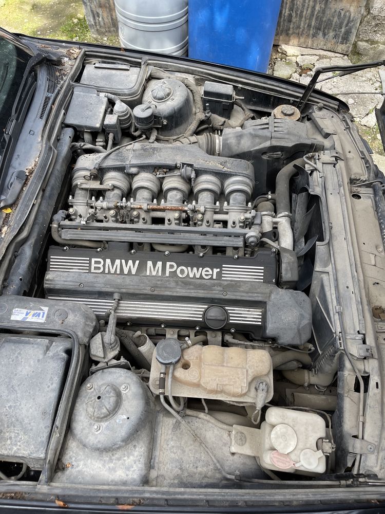 Motor Bmw M5 E34 S38B36