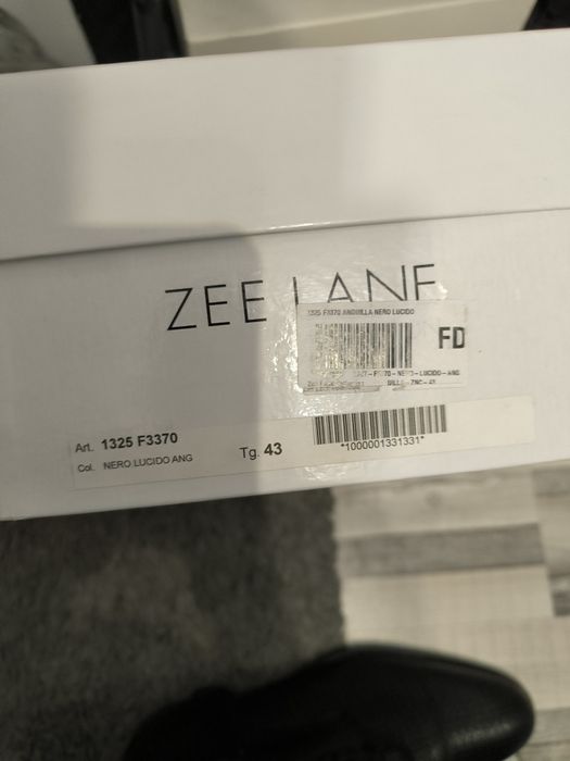 Pantofi Zee Lane din piele..