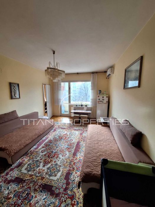 Продава се Тристаен апартамент в Пловдив, Христо Смирненски - 104 кв.м за 2020 €/кв.м - Снимка #1