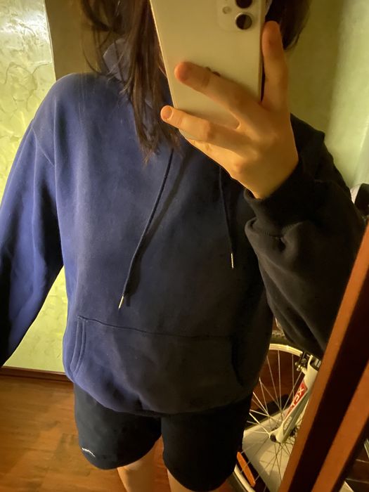 Худи, унисекс, в стандартовом размере , абсолютно новое, не ношеное