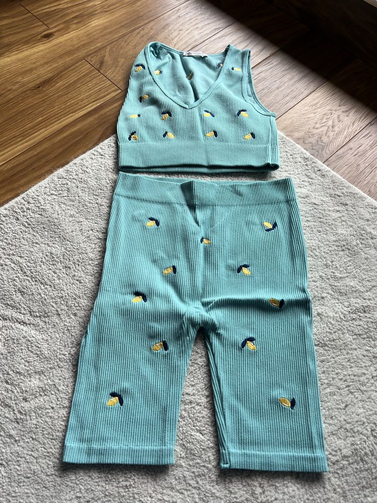 Комплект Zara.