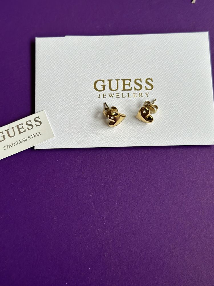 Обеци Guess