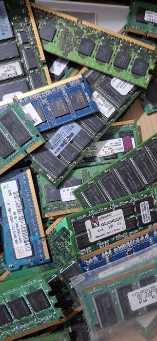 De vanzare Ram diferite generatii