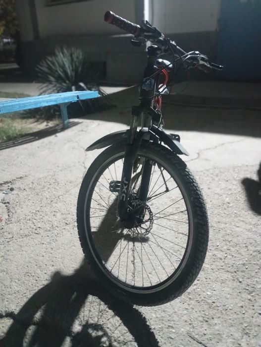 Velosiped sotiladi jxc bike