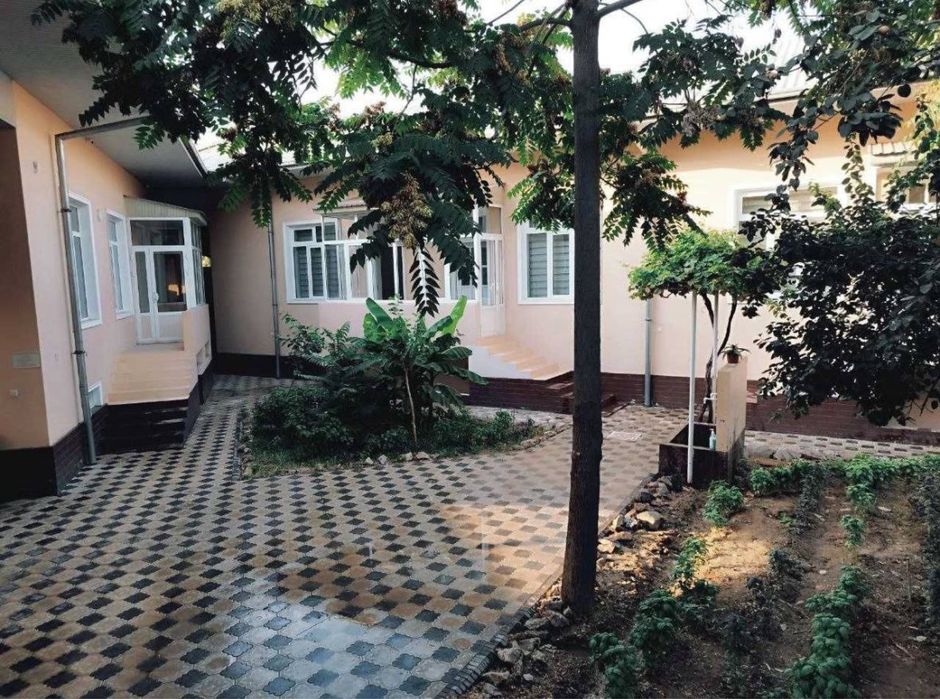 Kunlik Hostel Mirobod Tumani!