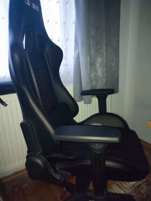 Геймърски стол Legends