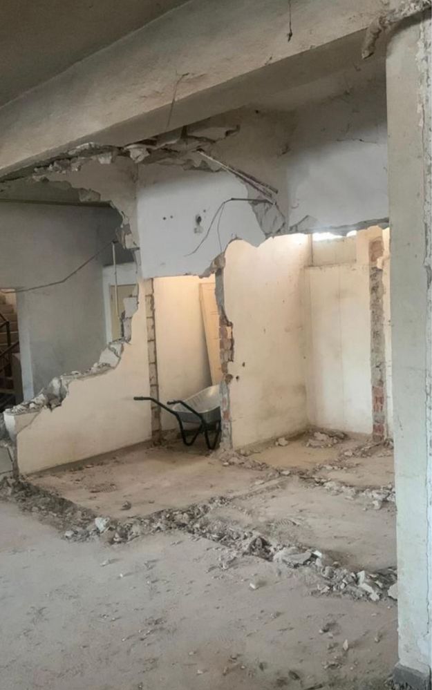 Demolări Taiere beton Decopertat gresie/faianta