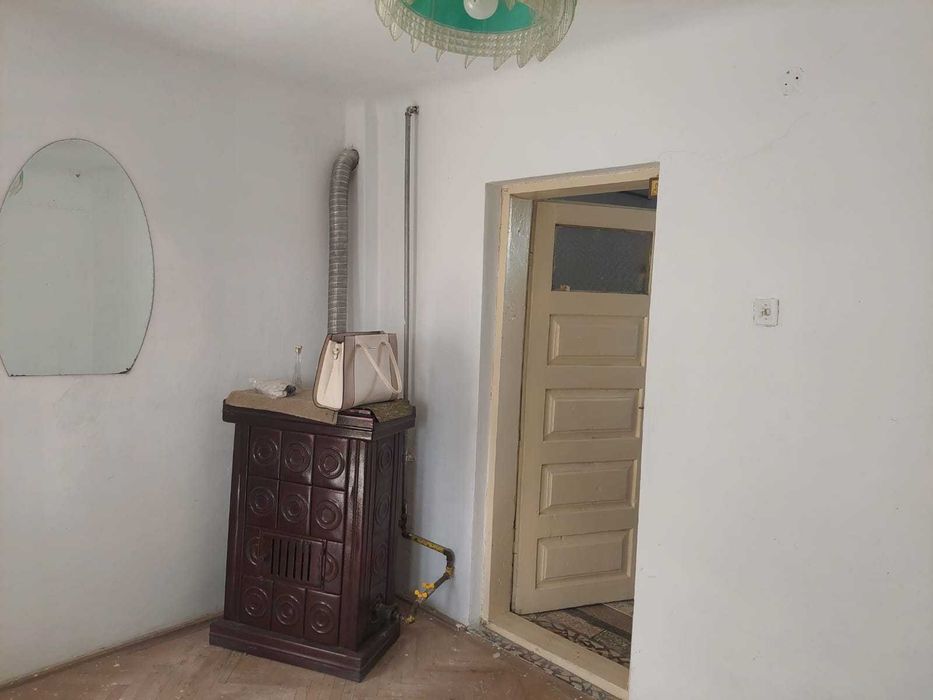 Urgent de vanzare, casa bunicilor!