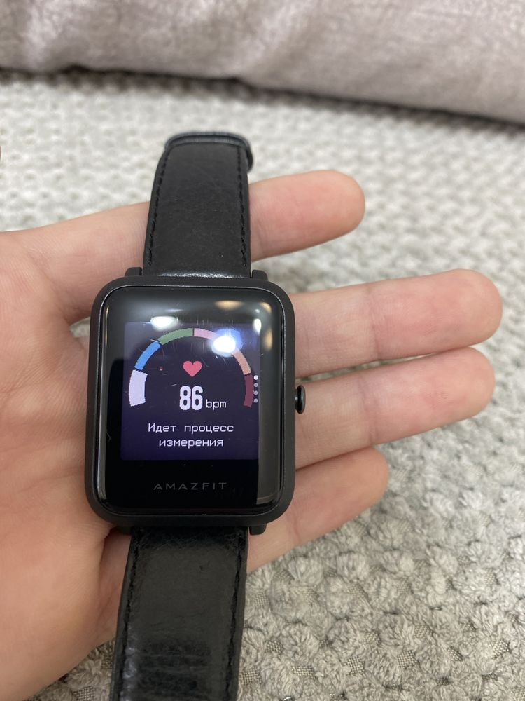 Часы Amazfit Bip s Lite