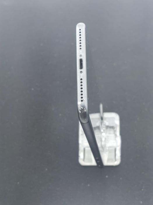 Apple iPhone 8 Plus 64 GB ID-owi217