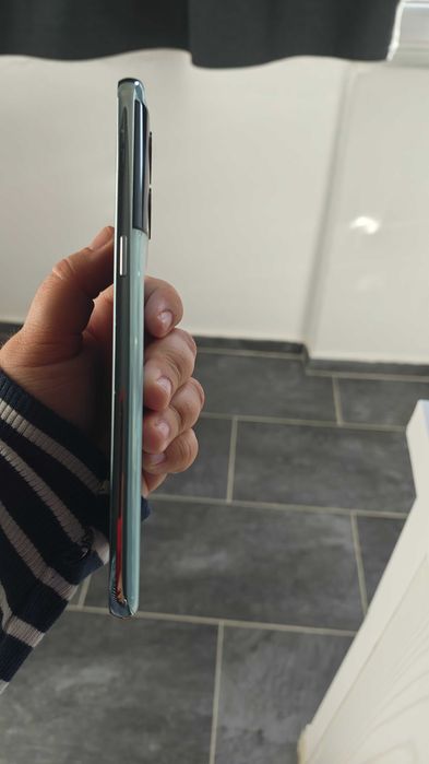 OnePlus 10t impecabil