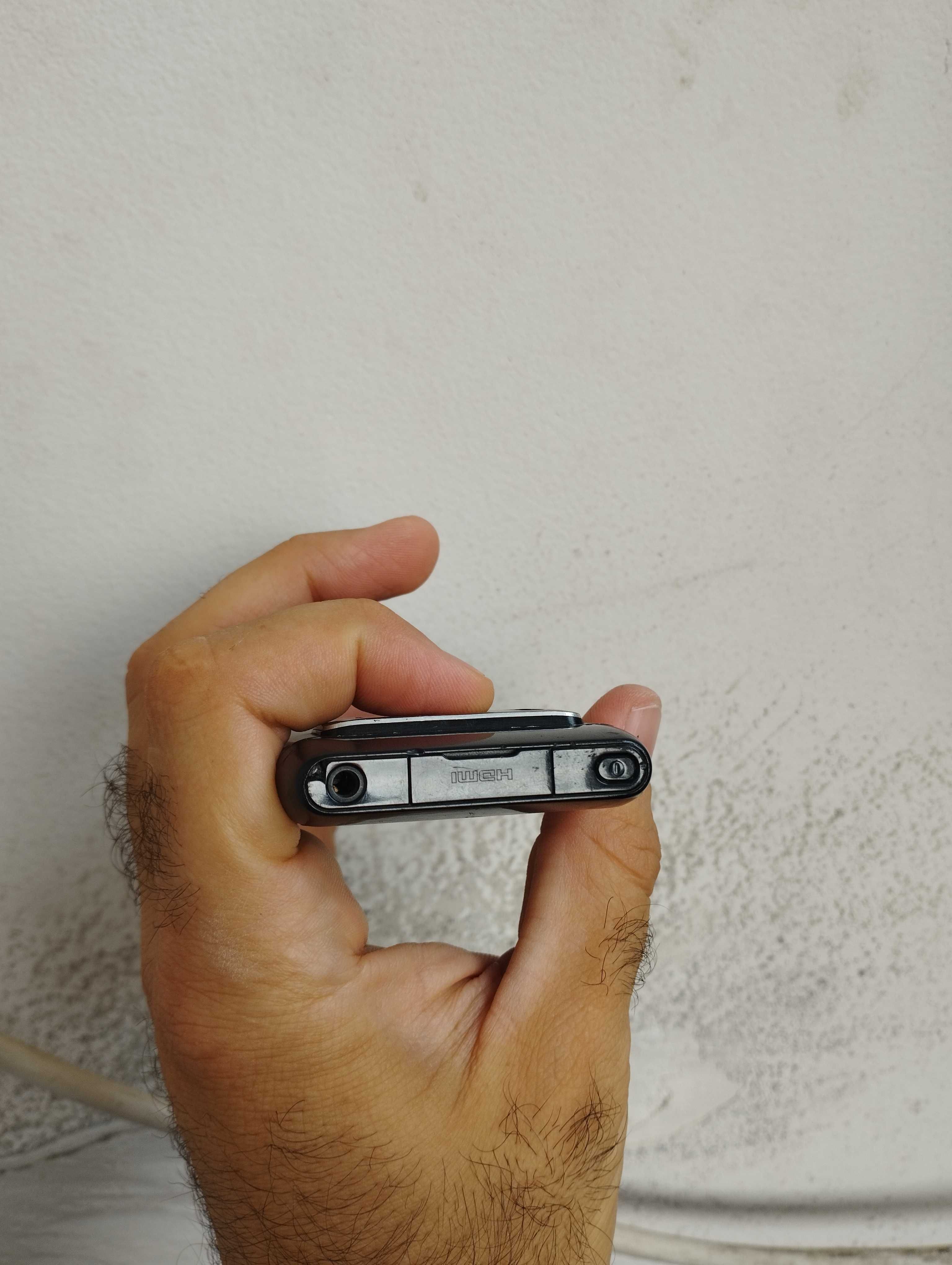Nokia N8 (N8-00)