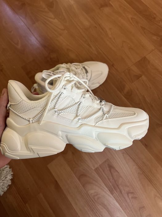 Steve Madden обувки