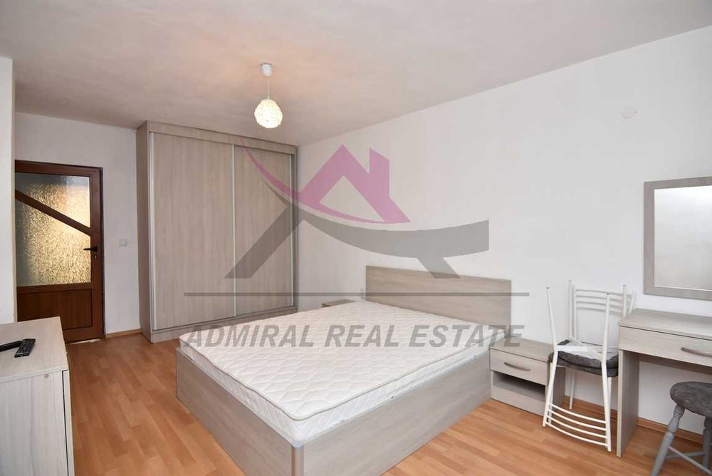 Тристаен -обзаведен -Аспарухово