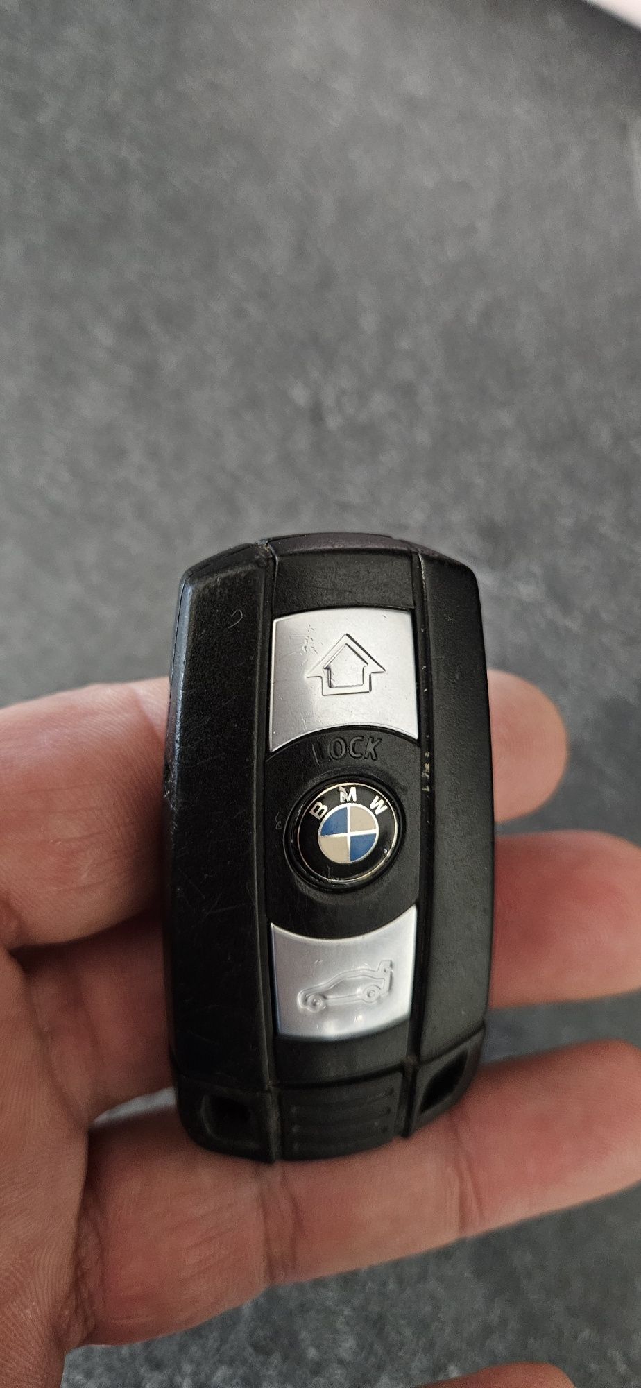 Cheie BMW Originală în stare bună