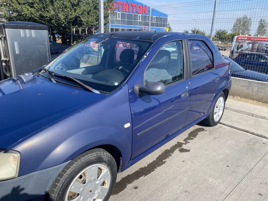 Dacia Logan 2005