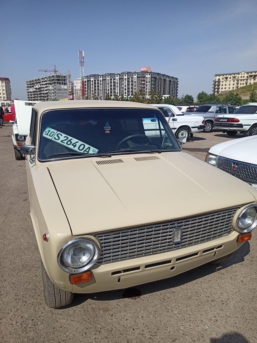 Vaz2102 sotiladi