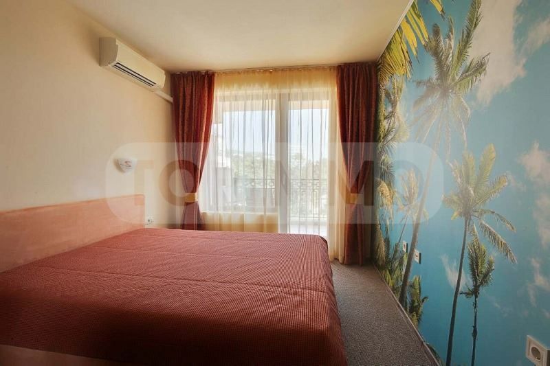 Продава се Двустаен апартамент в к.к. Златни пясъци - 68 кв.м за 1765 €/кв.м - Снимка #2