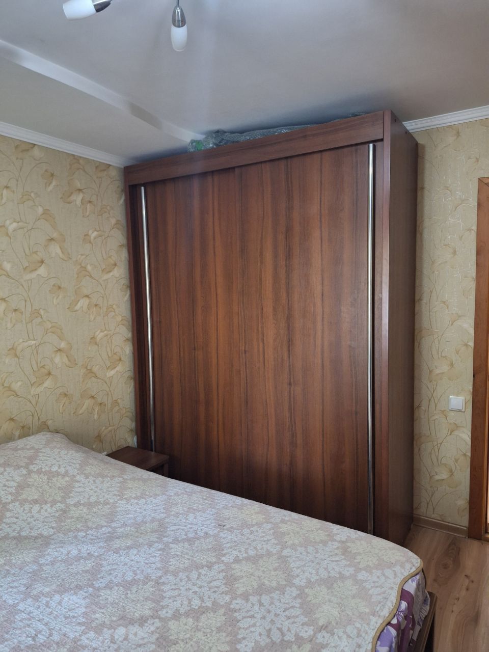 Чиланзар 8 квартал-Парус 3/2/4 общ пл 68м ,балкон 2*6