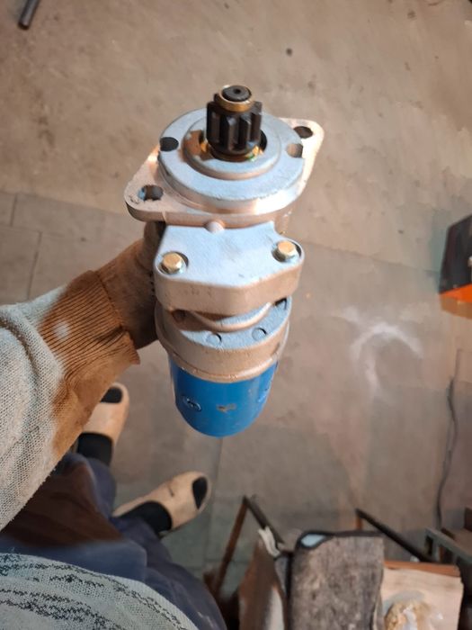 Продам редукторный стартер для ЗИЛ