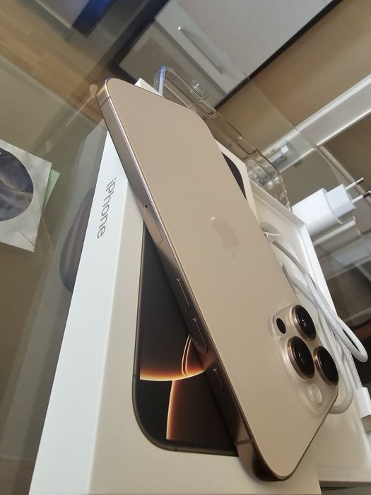 Iphone 16 Pro Max 256/Гаранция а1/Перфектен