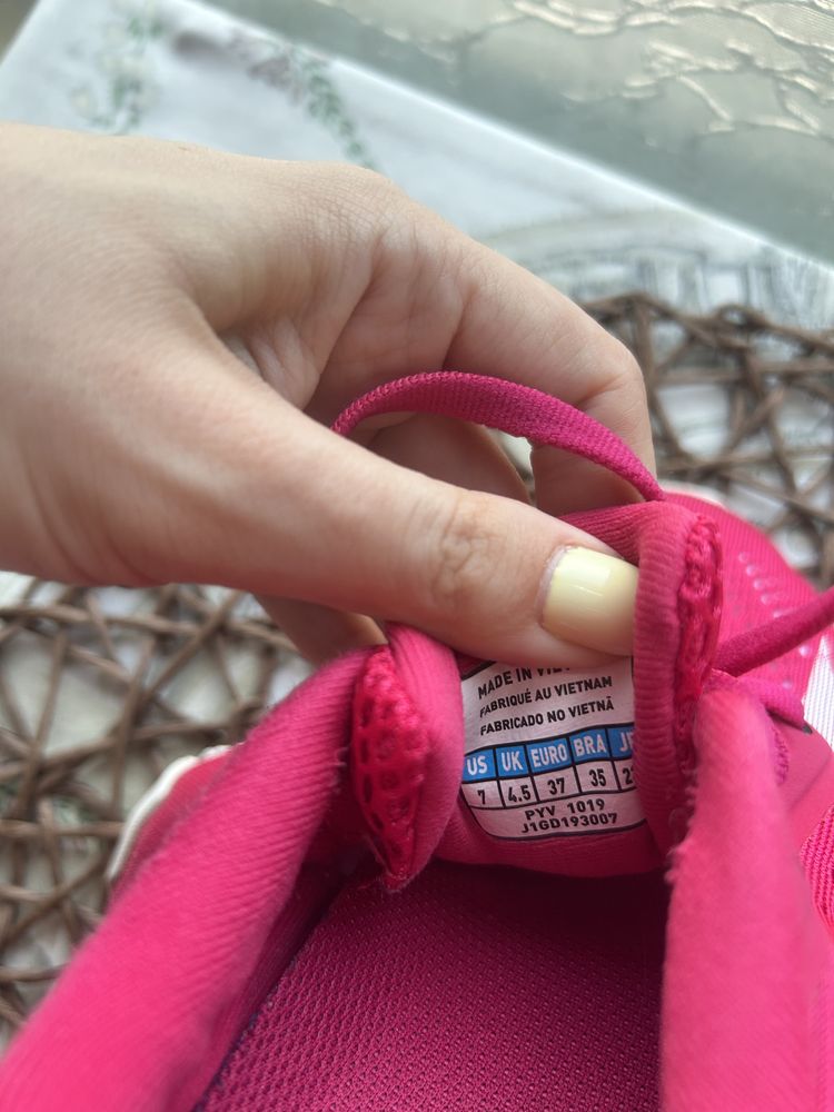 Маратонки Asics като нови