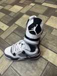 Adidasi copii Jordan 4