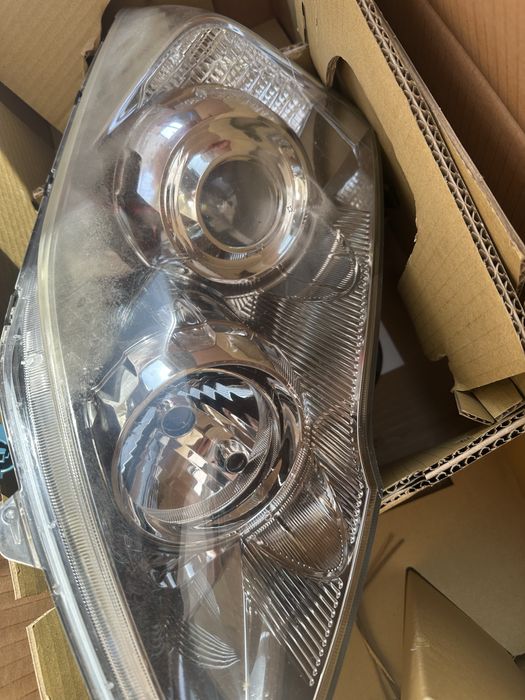 Фарове за Хонда CR-V 2010 Дясна дирекция (UK)