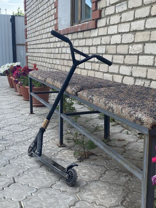 Продам трюковой самокат