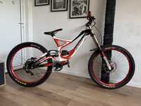 Мекица Downhill Specialized Demo 8 L размер