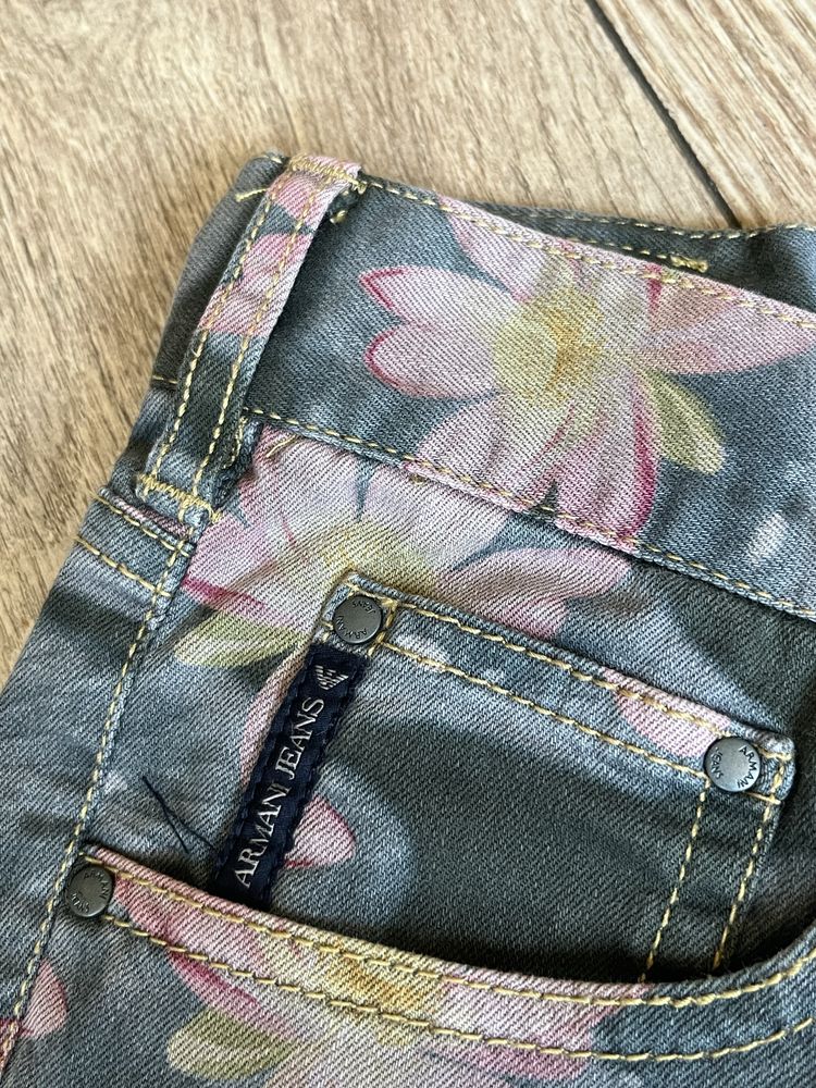 Armani Jeans : размер 48 или 32/М / Оригинал